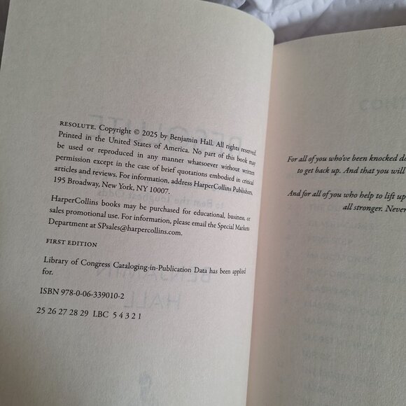 resolute - Picture 3 of 5